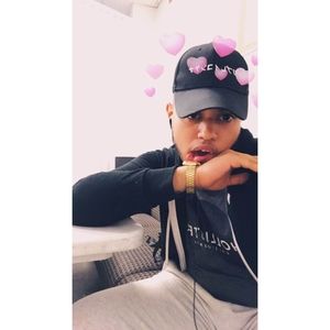 Meet your Posher, Jonathan